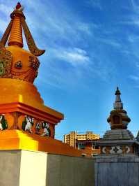 Migjid Janraisig Sum - Big Copper Statue