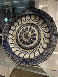 🎨🏛️ Design, Art & Craft at The Victoria and Albert Museum (V&A) 🌿✨ 