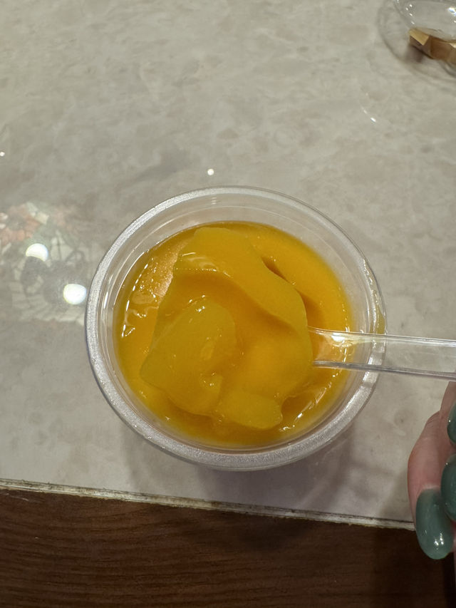 【上海/グルメ】5年連続ミシュラン取得店✨絶品!!蟹の餡掛けご飯🦀 【上海/グルメ】5年連続ミシュラン取得店✨絶品!!蟹の餡掛けご飯🦀