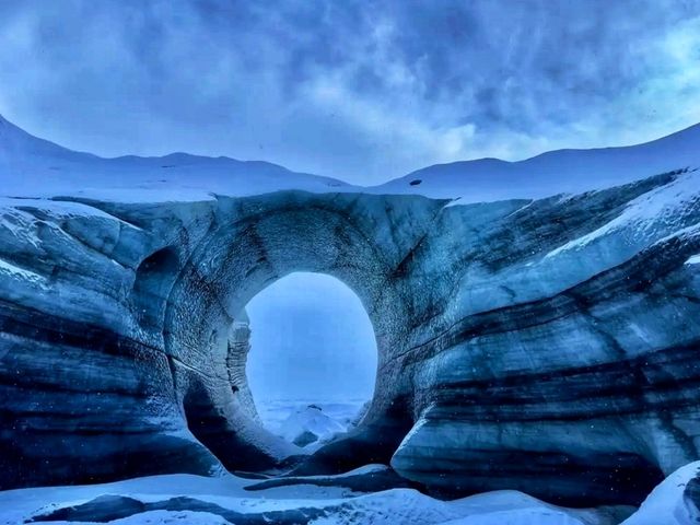 ❄️ Mýrdalsjökull Glacier – Iceland’s Majestic Ice Cap ❄️ Mýrdalsjökull Glacier – Iceland’s Majestic Ice Cap