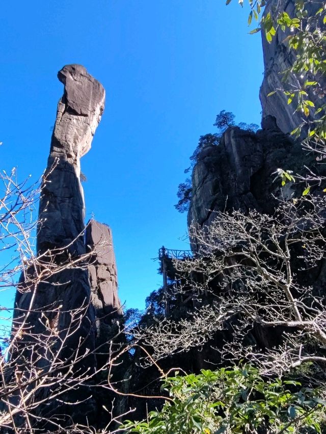 Python Slithers Out of Mountain: A Billion-Year Granite Marvel