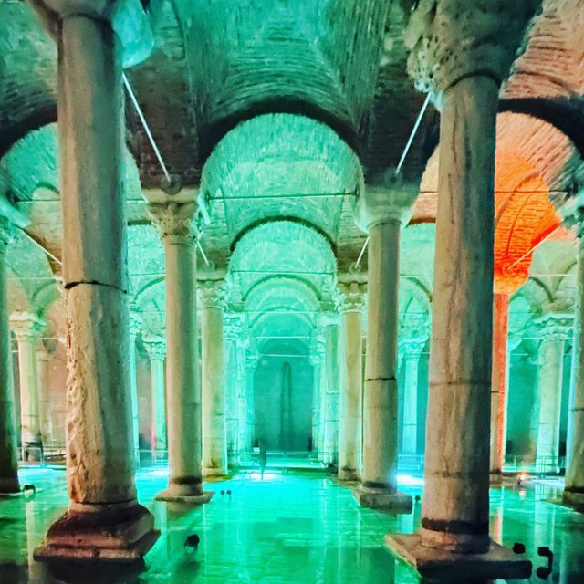 ［イスタンブール】神秘的な地下宮殿🇹🇷