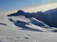 ワイナポトシ6088m　登った先には言葉を失う絶景！