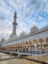 🕌🤍✨ Sheikh Zayed Grand Mosque – The Pearl of Abu Dhabi ✨🤍🕌
