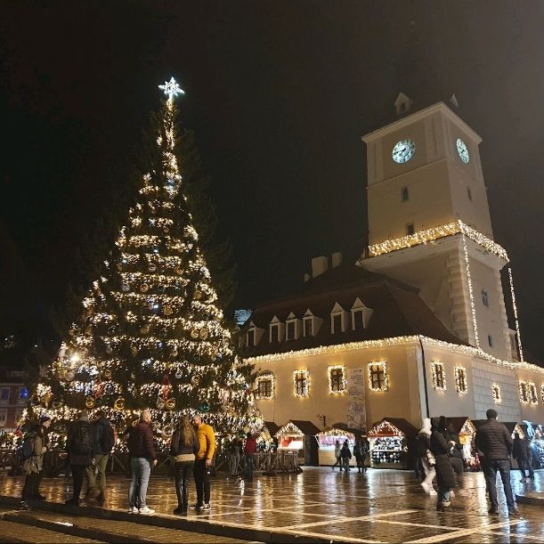 🎄Captivating Christmas Delights at Brasov Town Hall!🎅❄️