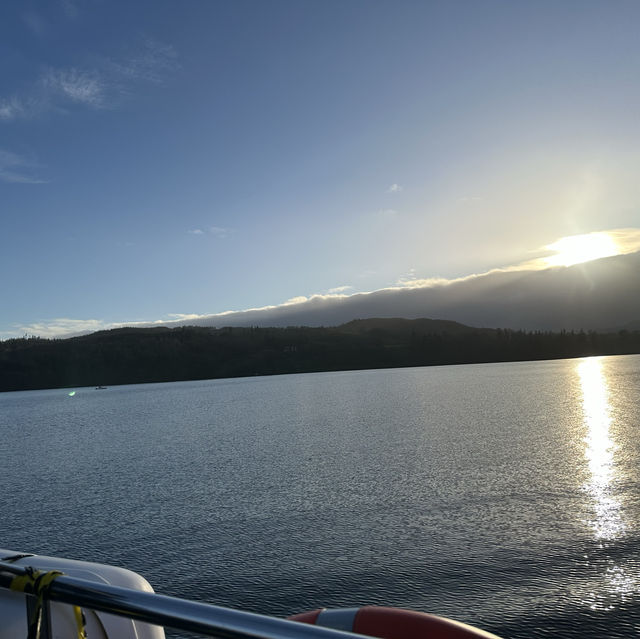 Sailing through paradise: Windermere 