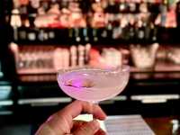 Hidden cocktail bar in Bonn