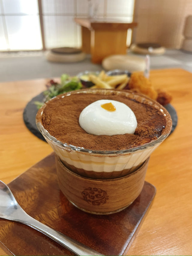 人氣榻榻米和式Cafe💛必食盒子吐司！