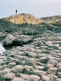 Exploring the Giant’s Causeway: Ireland’s Natural Wonder 🌊⛰️