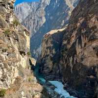 TIGER LEAPING GORGE | MYSTIC TRAILS