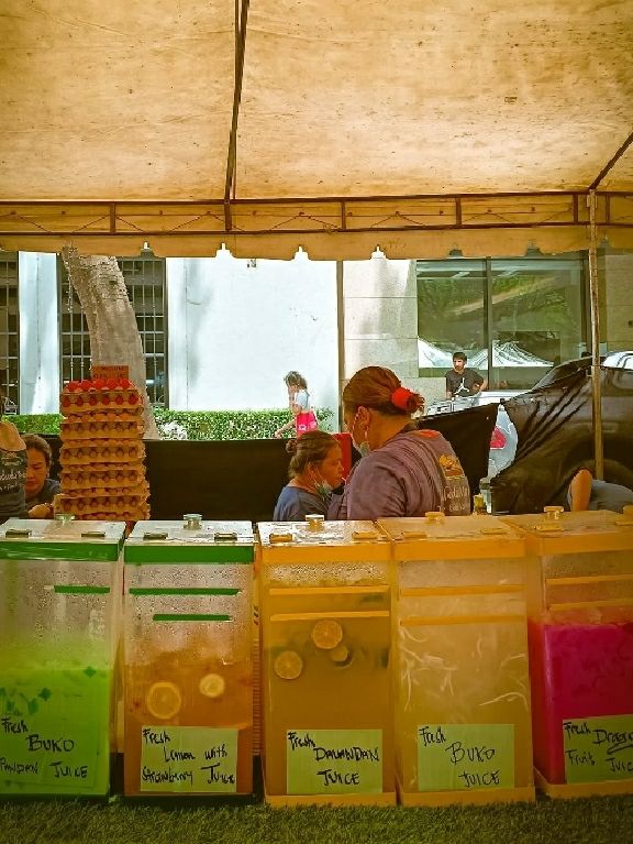 🌿 Discover the Heart of Makati: Salcedo Weekend Market 🇵🇭