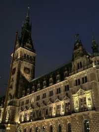 Frost & Found: Chasing Christmas Magic in Hamburg