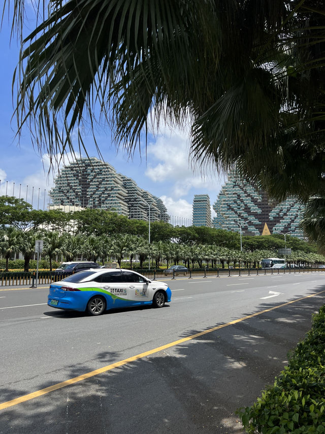 Sanya. Yalong Bay