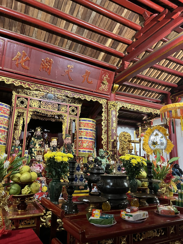 🐢✨Temple by the Lake: Ngọc Sơn Temple 🌊🏯 🐢✨Temple by the Lake: Ngọc Sơn Temple 🌊🏯