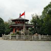 Climbing to Tranquility – The Stairway to Yushan’s Taoist Temple 🏯✨