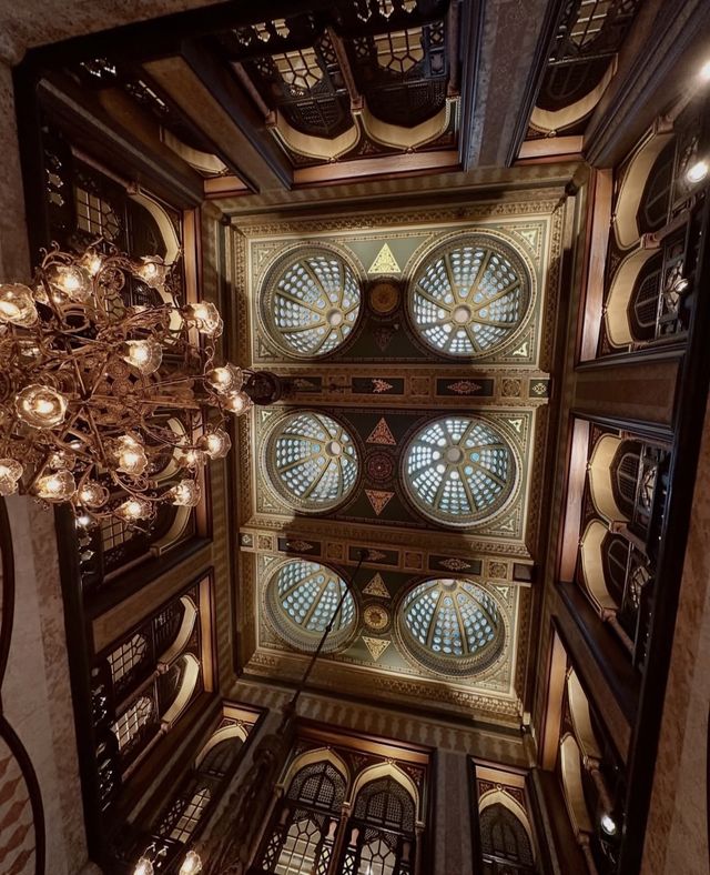 ЭТОМУ ОТЕЛЮ В СТАМБУЛЕ 130 ЛЕТ! 🇹🇷