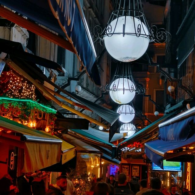 Istanbul: Where East Meets West 🕌🌉🌃