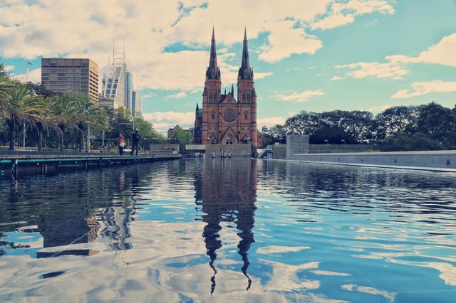 Explore Sydney.