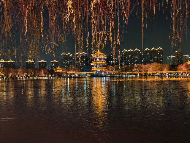 西安最美夜景在大唐芙蓉園