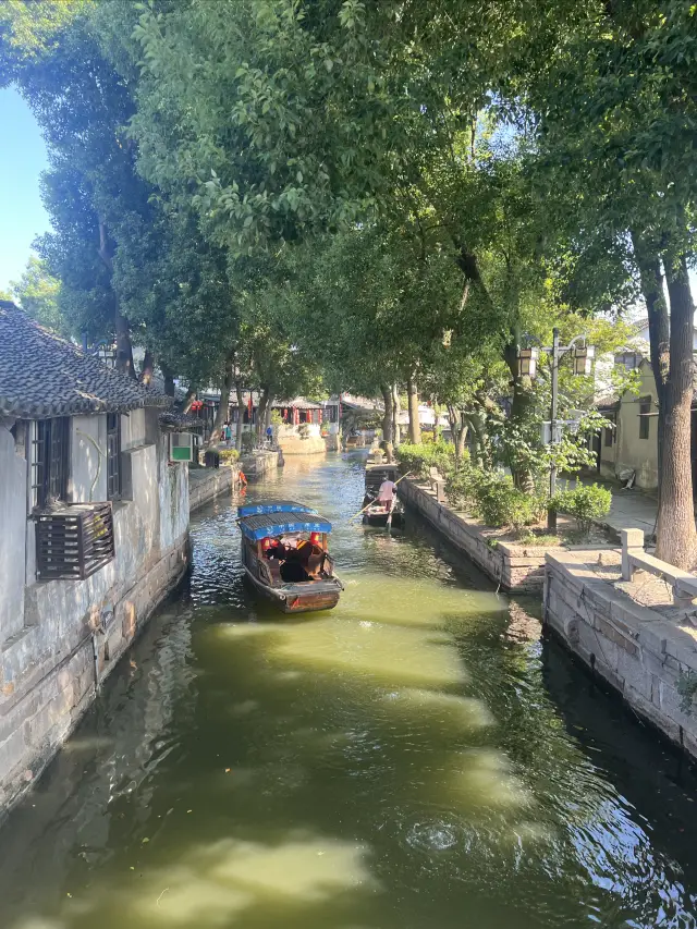 Luzhi - The oldest water town