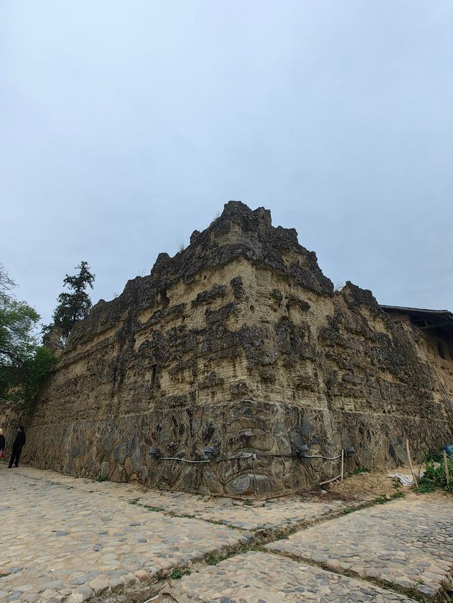 雲水謠土樓群