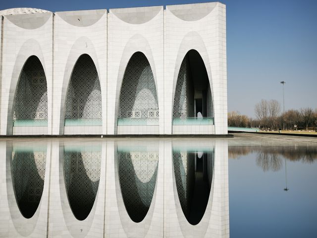 不是在中東，而是在河北，這麼近確實美，大廠民族宮