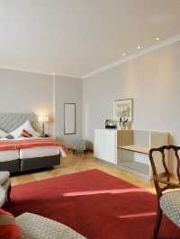 🌟 Hannover's Hidden Gem: Kastens Hotel Luisenhof 🏨✨