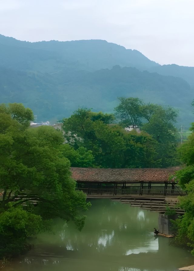 古村落的風雨橋，歲月的見證者