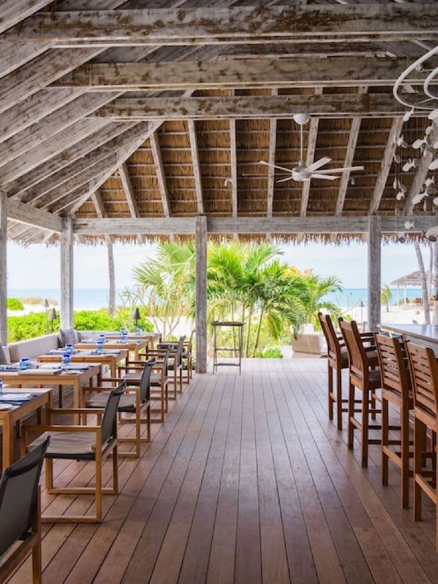 🌴🛏️ Top Stay in Turks & Caicos: Luxe Beachfront Bliss 🌊