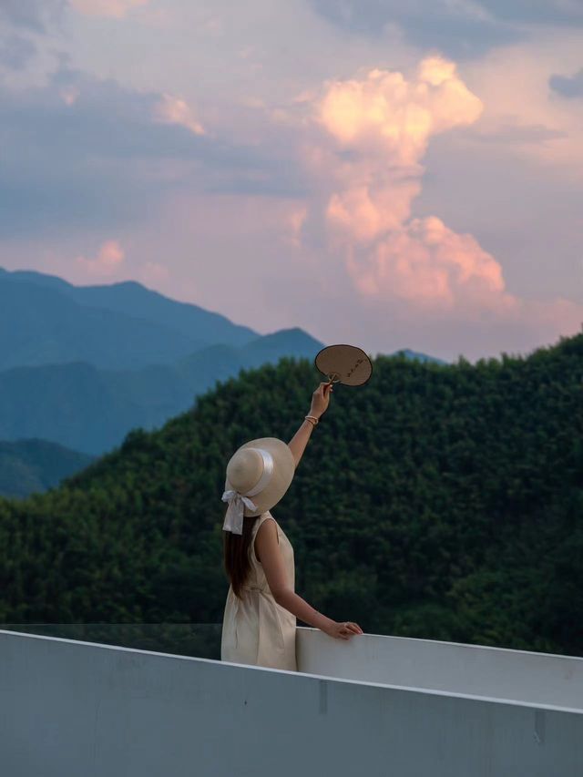 掉進電影裡的黛綠青山