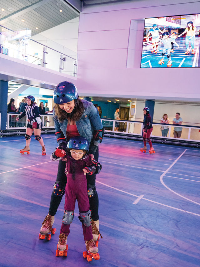 ✅One article tell you how to book the best deals for a family trip.