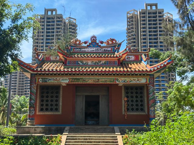 臨高縣昌拱古村。