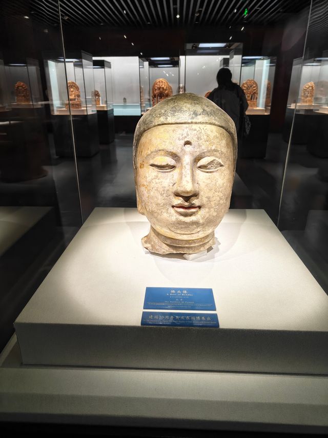 中國首座佛造像博物館-"邺城考古博物館"。