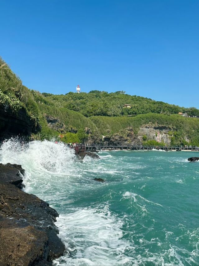 不是三亞去不起，而是涠洲島更有性價比。