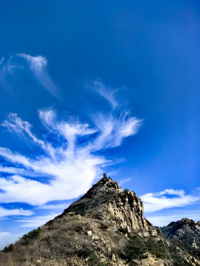 จากภูเขาเหลียนฮวาถึงเสี่ยวหวงซาน