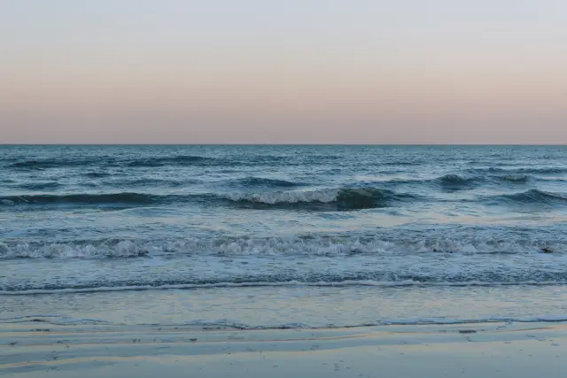 ท่องเที่ยวหน้าหนาวนอกฤดูกาล - หาดทรายทองหยันไถ