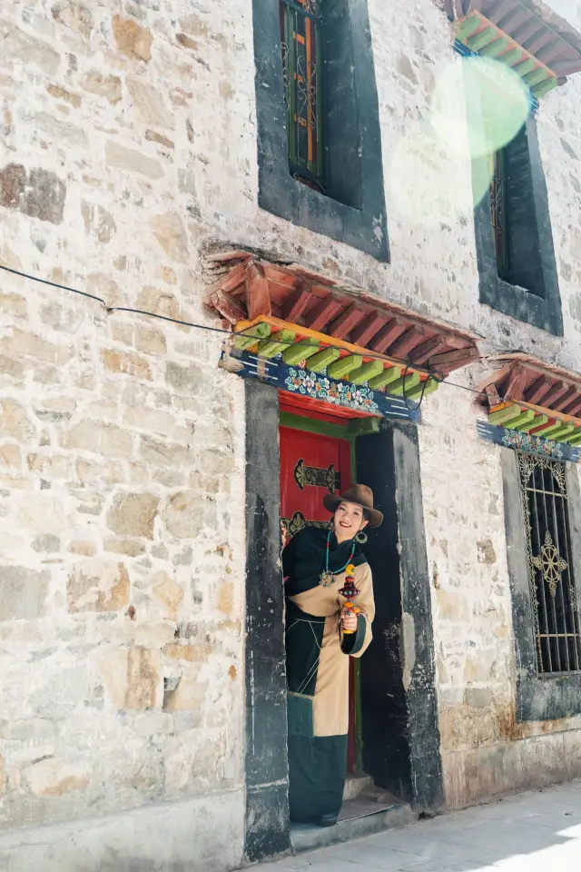 拉薩藏服體驗｜在八廓街拍出民族風大片