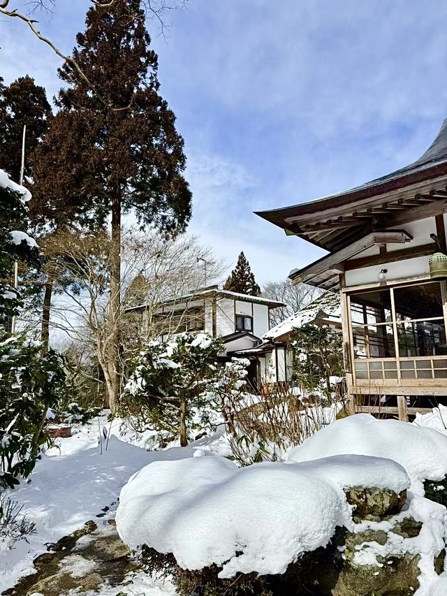 中尊寺：金色堂的佛教藝術之旅
