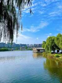 陝西西安•曲江遺址公園•春意盎然的曲江