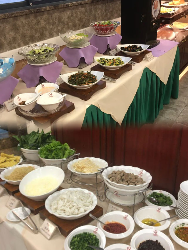 酒店優越的地理位置和配套設施，性價比總體不錯