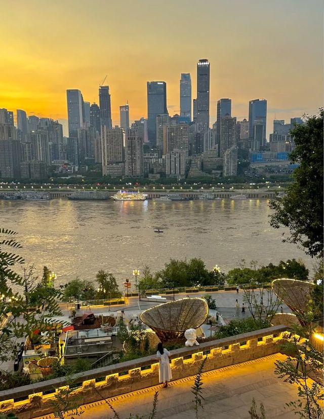 重庆這條city walk比洪崖洞更好玩