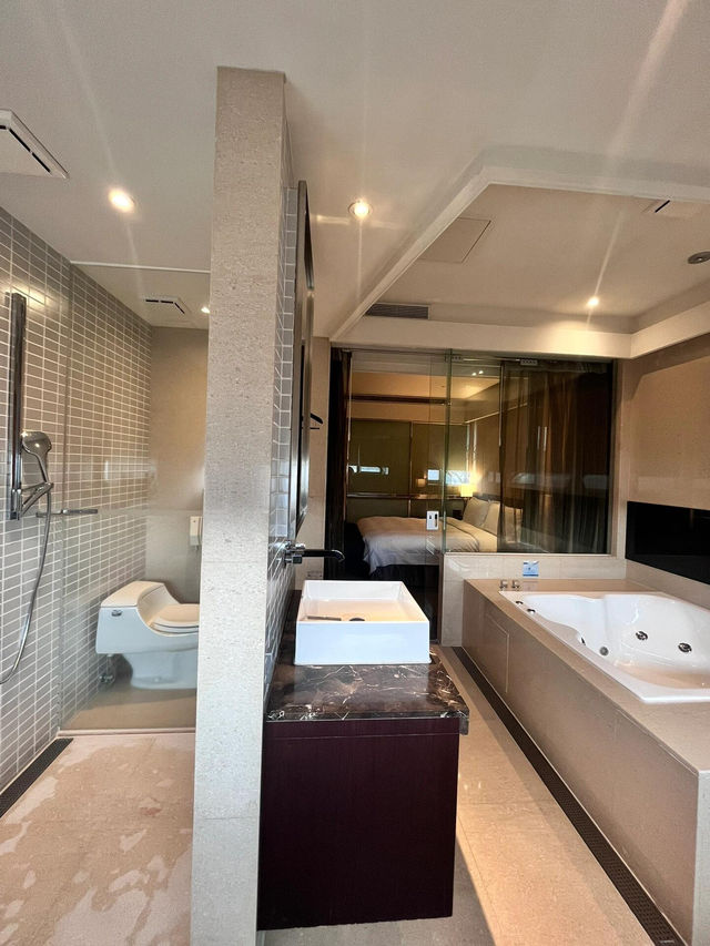 ✨台北天閣酒店信義館｜行政房升等體驗！按摩浴缸+微波爐直接戳中「懶人需求」💫