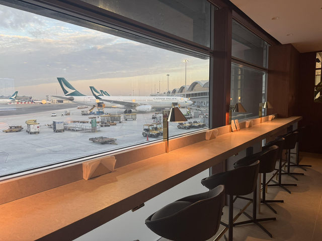 國泰The Bridge煥新登場！香港機場候機新寵✨