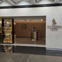 香港機場SilverKris Lounge攻略｜哈根達斯任食+必試新加坡靈魂美食