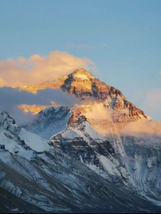 "10-Day In-Depth Guide to Tibet's Top 10 Must-Visit Attractions"