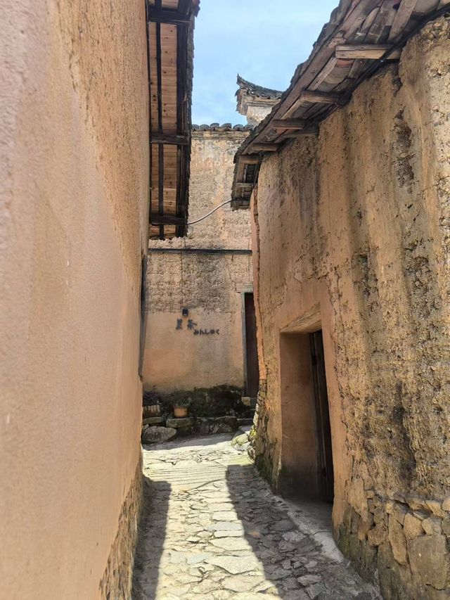 楊家堂村：耕讀傳家，玉帶繞村