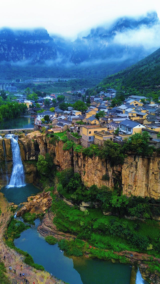 長治虹霓村 懸崖上的古村落，太震撼了