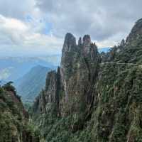 莽山五指峰｜被遺忘的秘境！ 誰說湖南只有張家界？莽山五指峰是隱世仙境！藏在郴州深山裡的絕美風光
