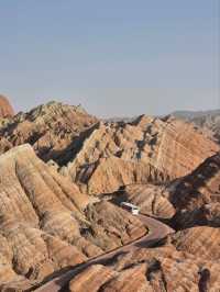 Zhangye: A Rainbow in the Desert 🌈🏜️