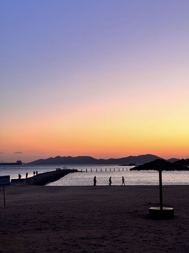 在青島邂逅電影感十足的藍調浪漫